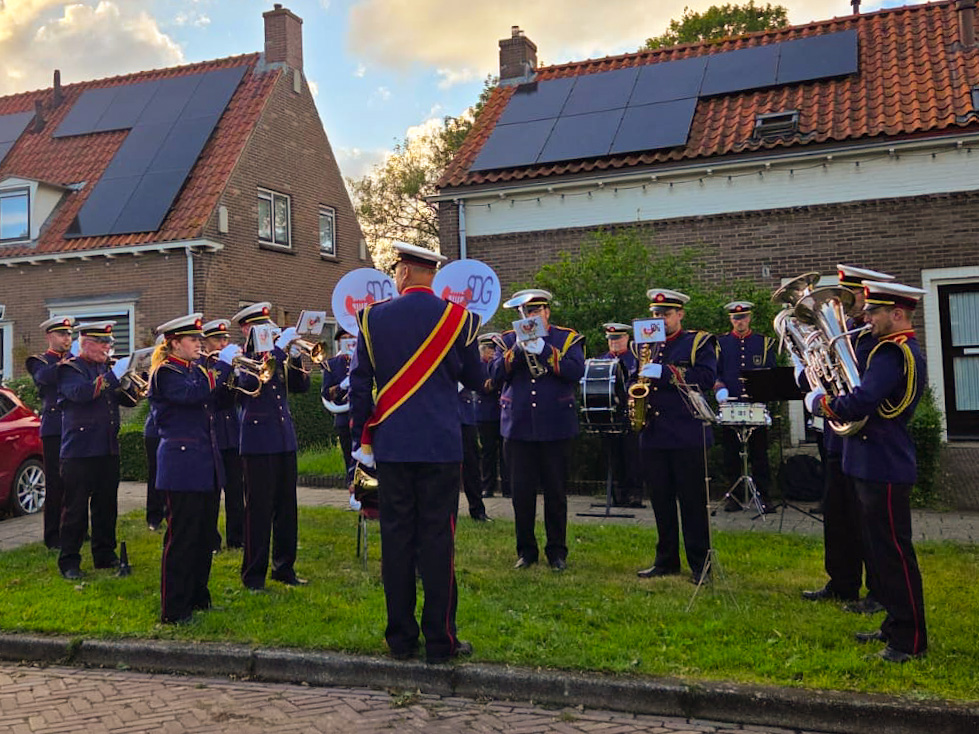 SDG verwelkomt wandelaars Avondvierdaagse in Sint Jansklooster